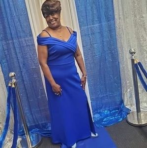 Meet your Posher, Beverly